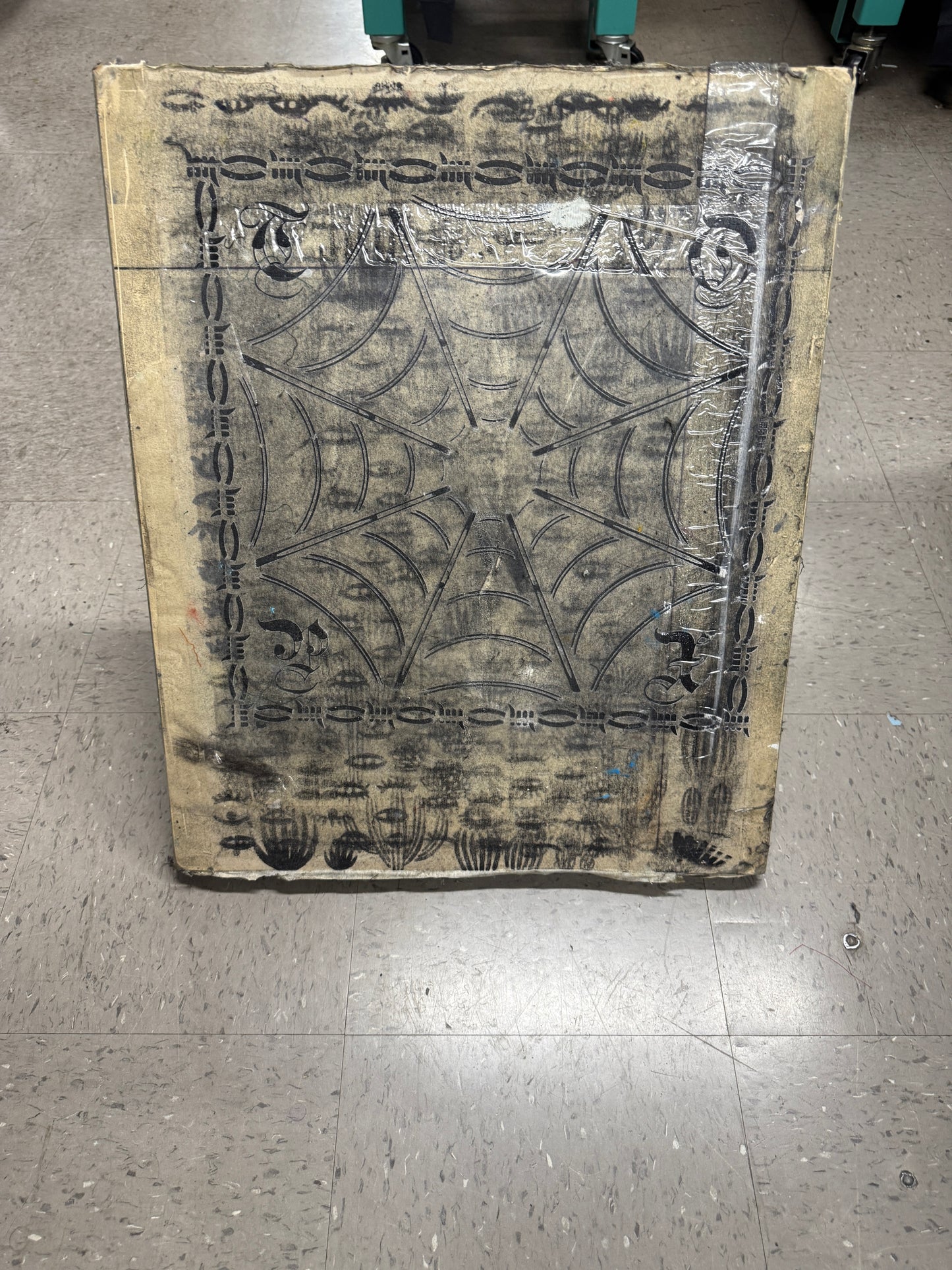 USED: Vastex 20x24in pallet