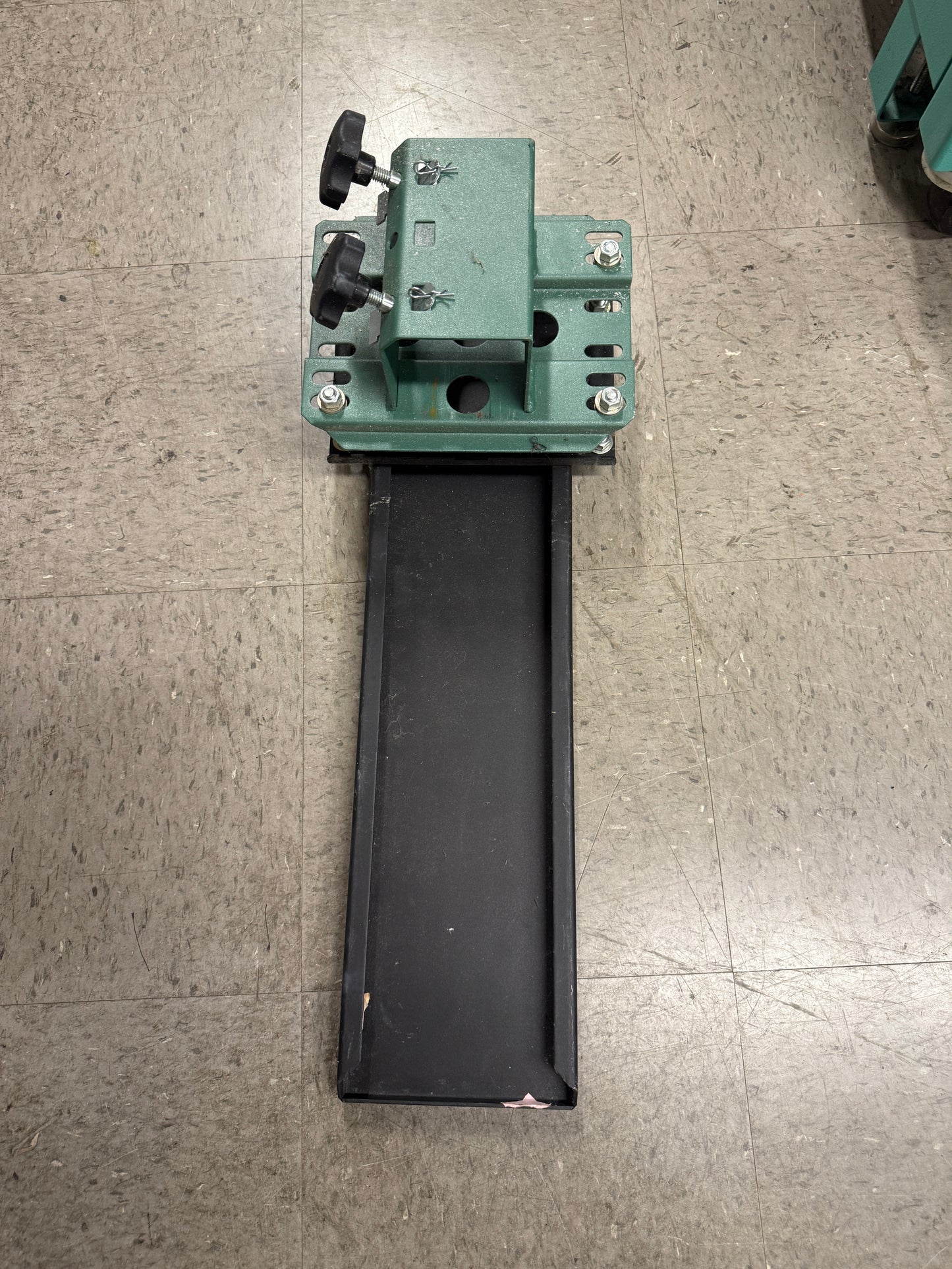USED: Vastex Sleeve Pallet